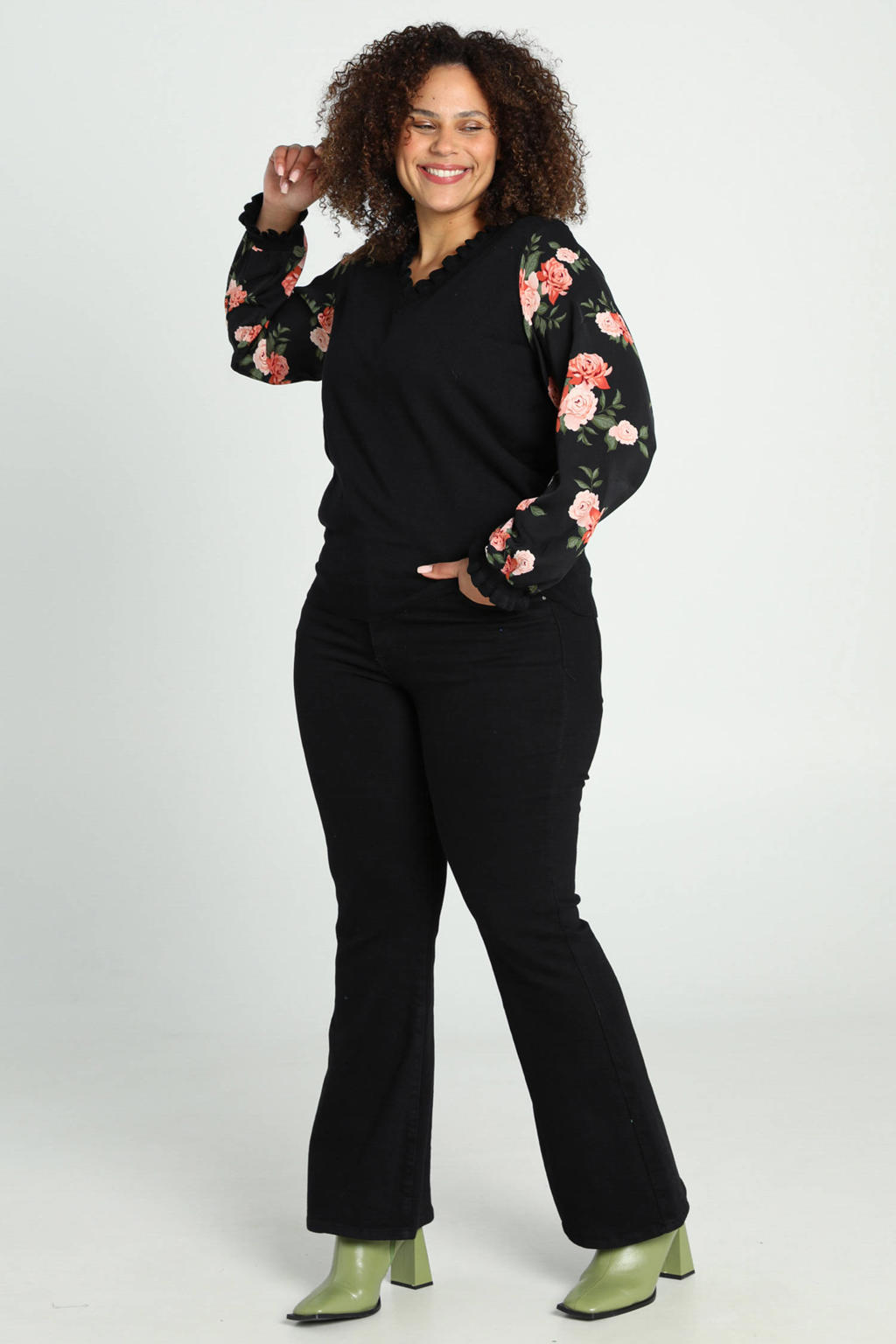 Paprika gebloemde sweater zwart wehkamp