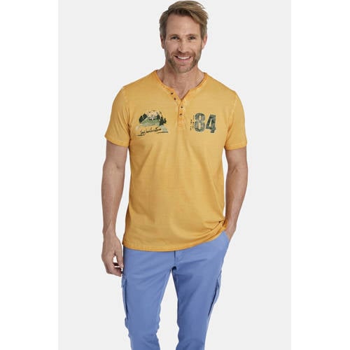 Jan Vanderstorm regular fit T-shirt NILMER Plus Size met printopdruk geel