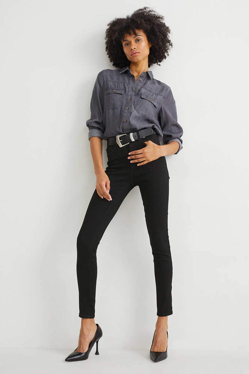 Black denim dames C&A super skinny jeans black van stretchdenim met regular waist en elastische tailleband