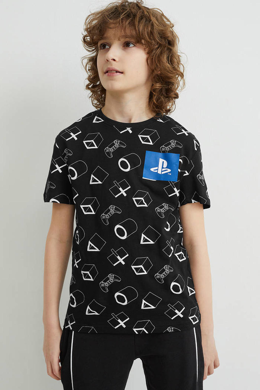 Set van 2 blauw en zwarte jongens C&A Playstation T-shirt met all over print, korte mouwen en ronde hals