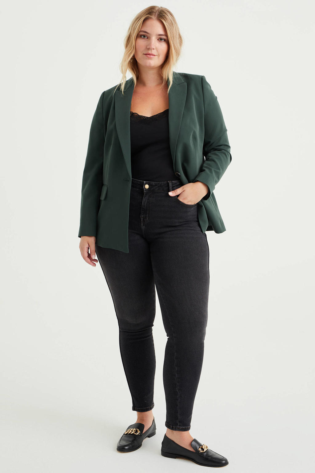 Zwarte dames WE Fashion Curve singlet van katoen met effen, spaghettibandjes, V-hals en kant