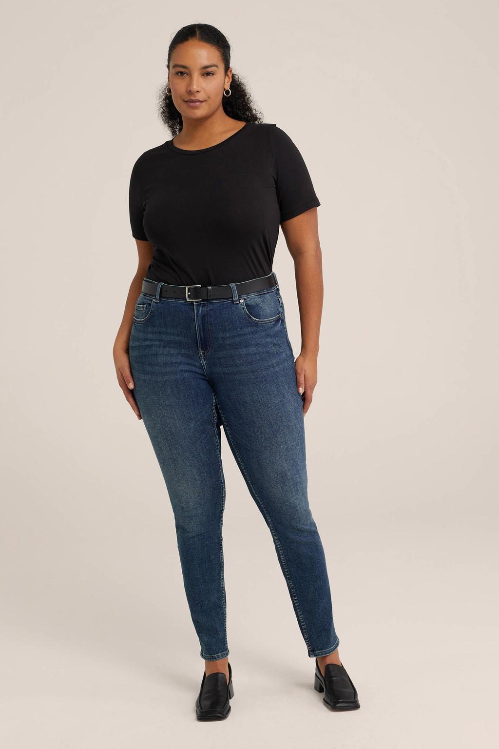 Zwarte dames WE Fashion Curve T-shirt van katoen met effen, korte mouwen en ronde hals