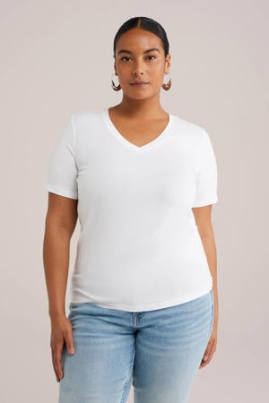T-shirt wit
