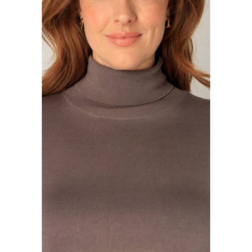 Base Level Curvy top Yuena taupe afbeelding