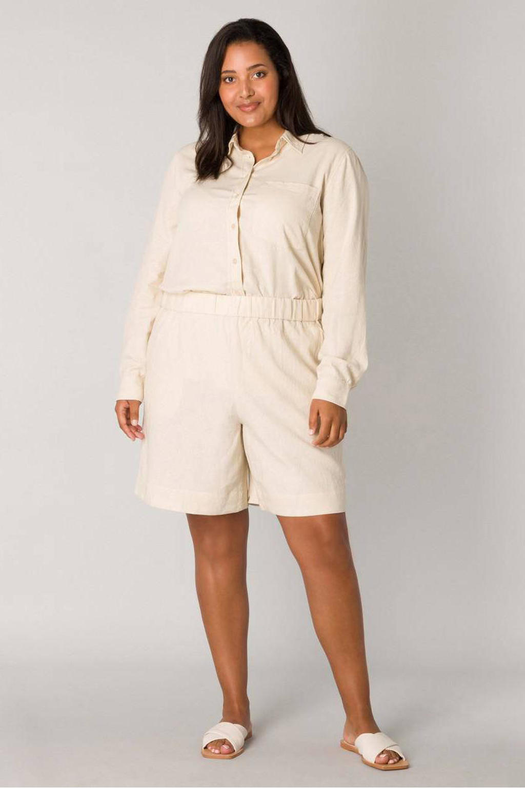 Beige dames Base Level Curvy regular fit short van linnen met elastische tailleband en effen