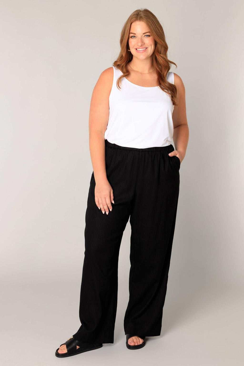 Base Level Curvy wide leg broek Yula met linnen zwart