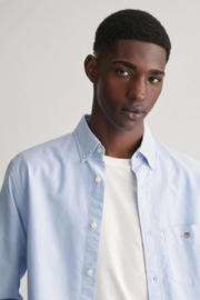 thumbnail: Lichtblauwe heren GANT regular fit oxford overhemd van katoen met effen, lange mouwen en button down sluiting