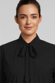 thumbnail: Plus Basics blouse van travelstof zwart