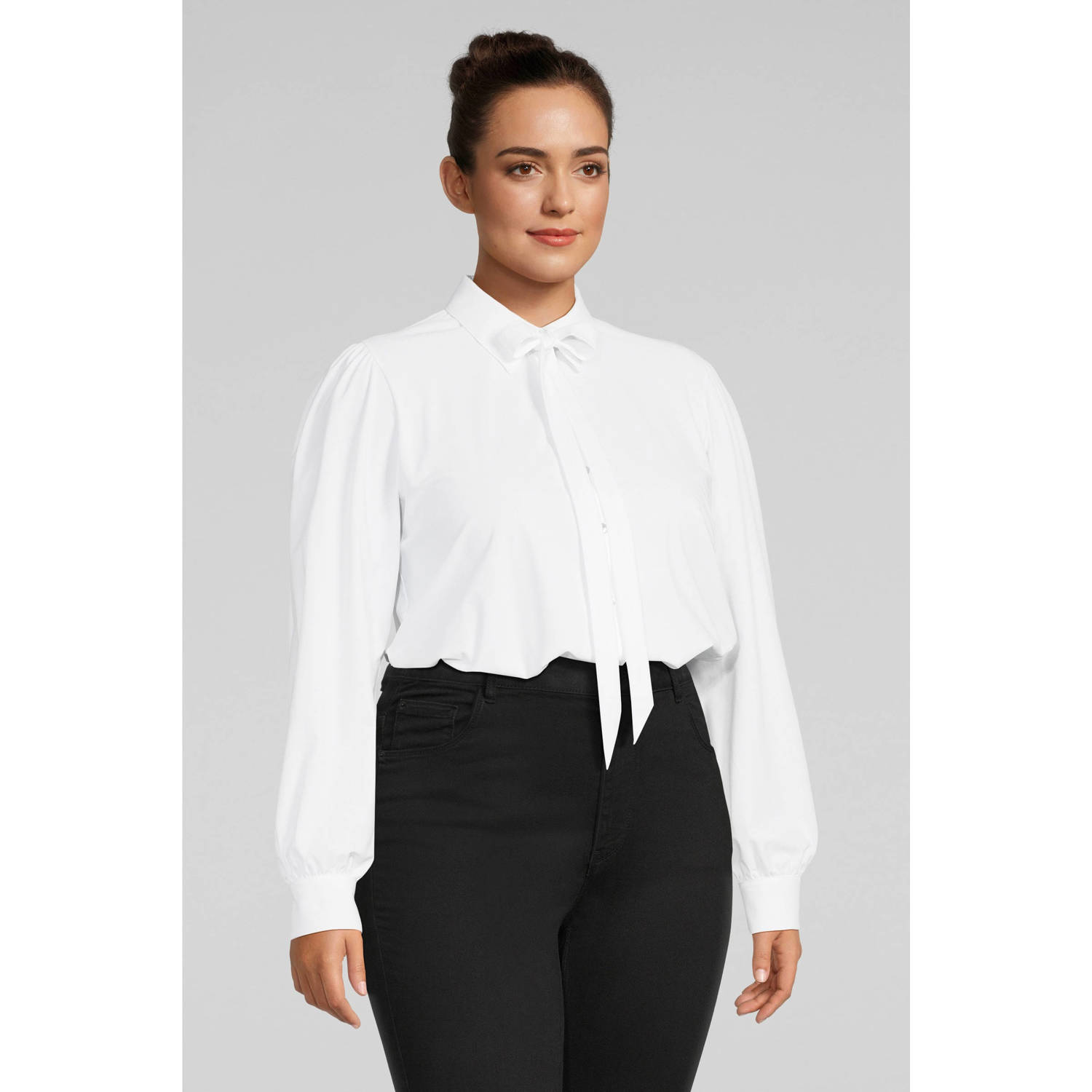 Plus Basics blouse van travelstof wit