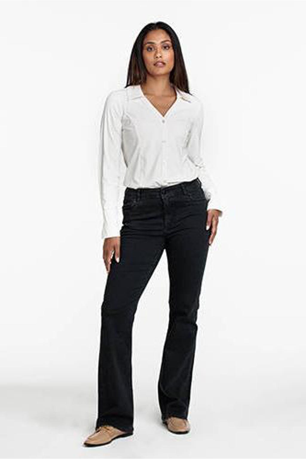 Black denim dames Tramontana flared jeans black van denim met regular waist, rits- en knoopsluiting en effen