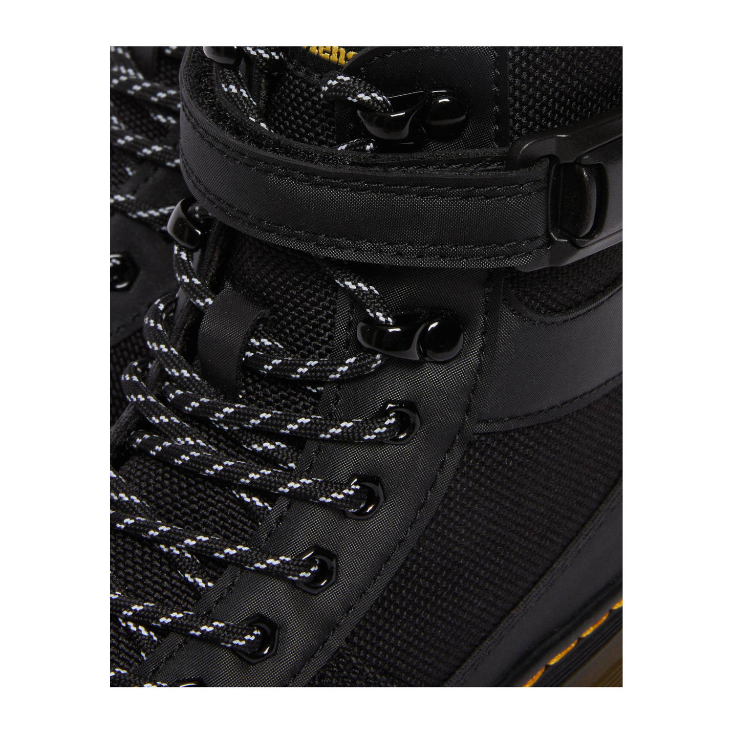 Dr martens combs tech zwart hot sale