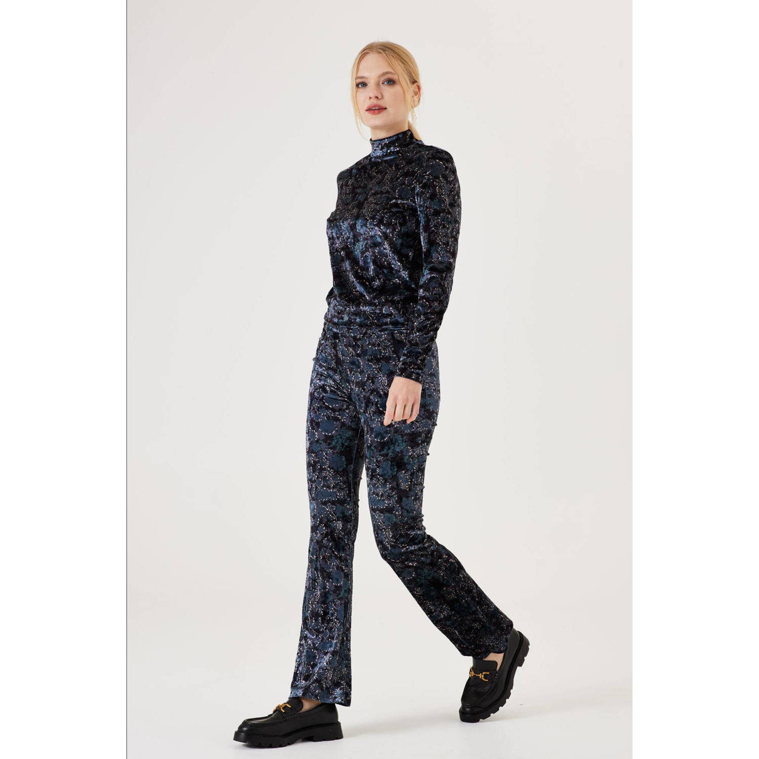 Garcia flared broek met all over print blauw