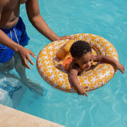 thumbnail: Swim Essentials baby float Zeesterren