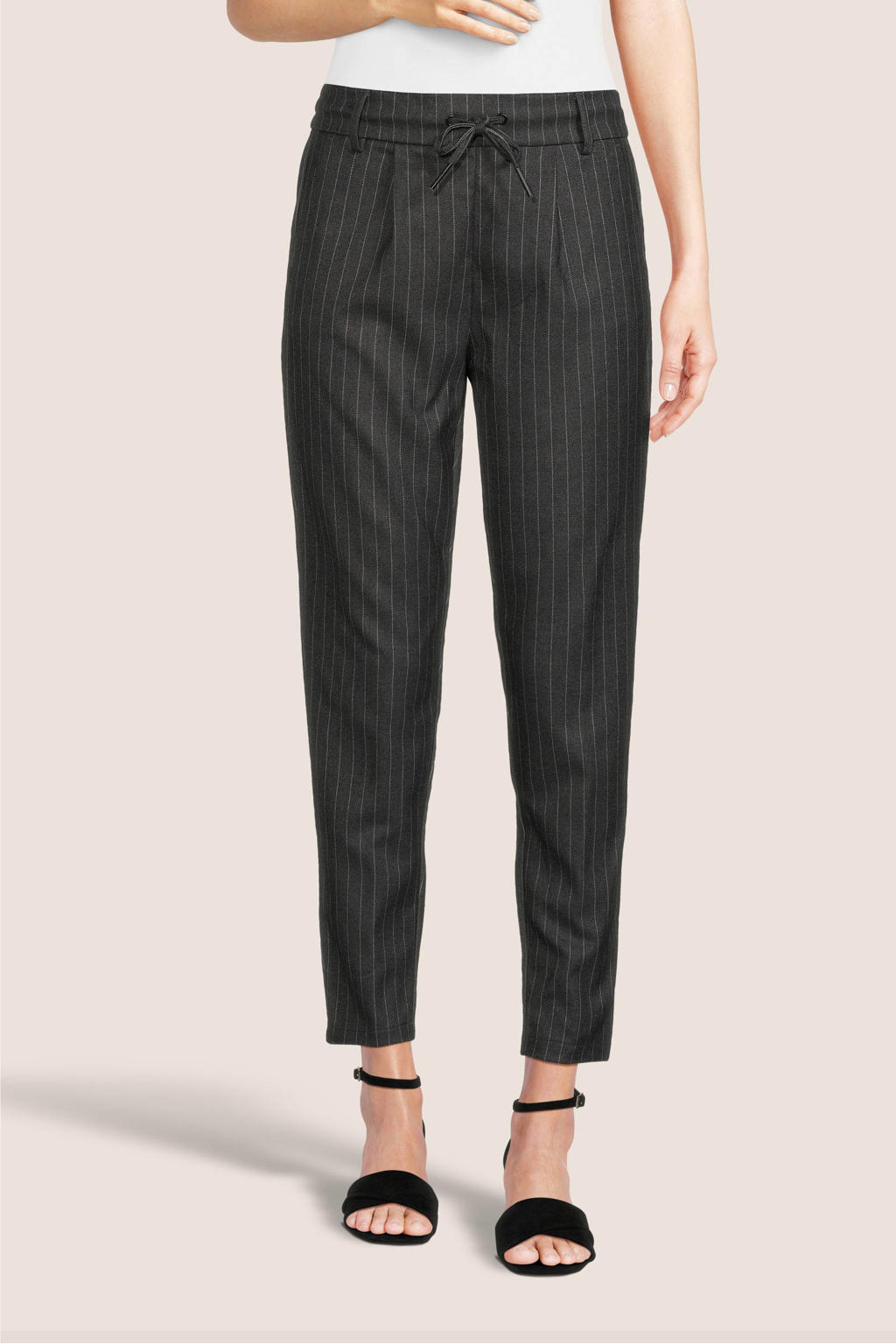 only-gestreepte-regular-fit-pantalon-onlpoptrash-donkergrijs-wit-grijs-5715433995841.jpg?w=1024&h=1536&qlt=75&fit=contain