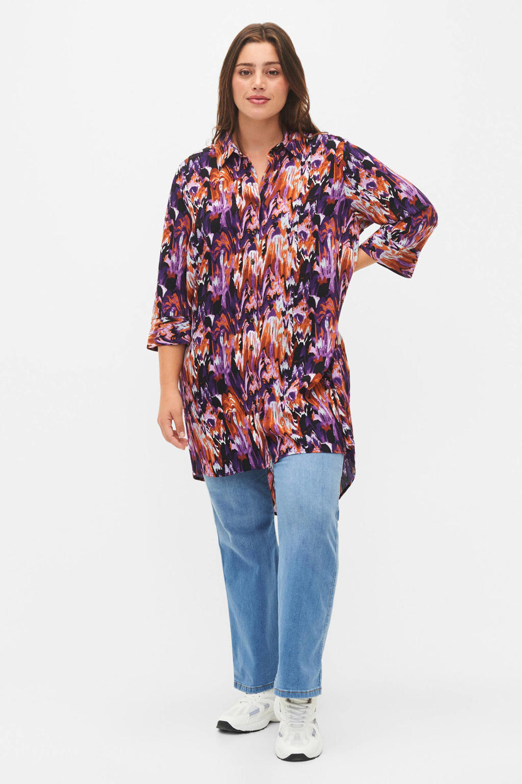 zizzi-blouse-mdala-met-all-over-print-paars-oranje-paars-5711288299219.jpg?w=1024&h=1536&qlt=75&fit=contain