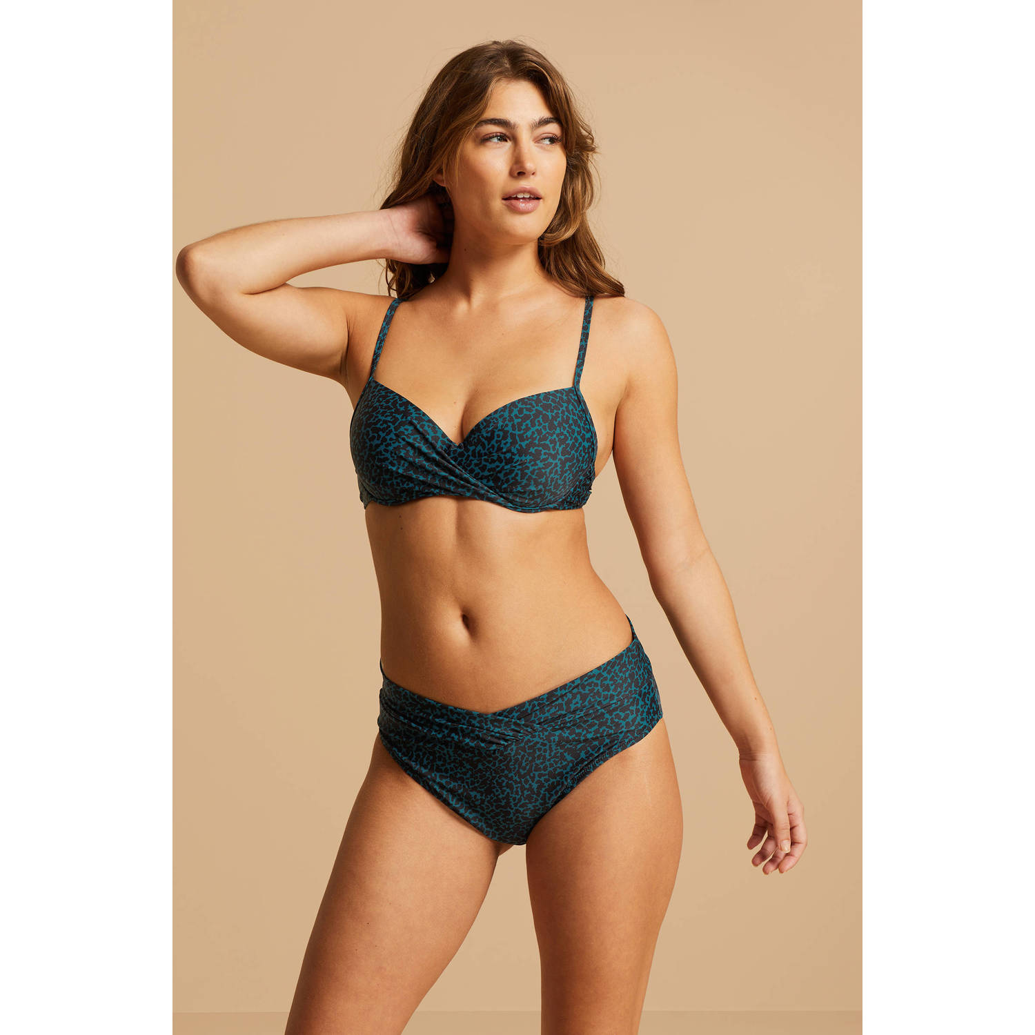 BEACHWAVE voorgevormde beugel bikinitop donkerblauw zwart
