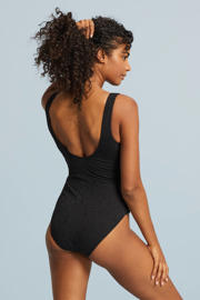 thumbnail: BEACHWAVE broderie anglaise corrigerend badpak met overslag zwart