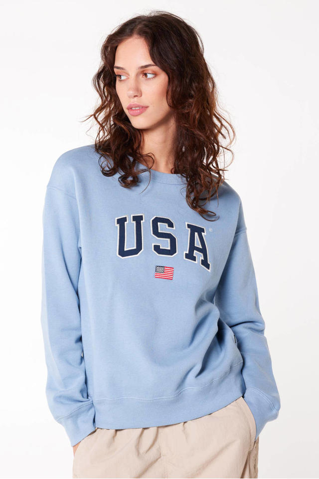America Today sweater Soel tekst lichtblauw |
