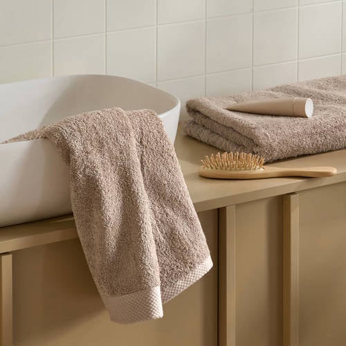 Wehkamp NOUS Living handdoek taupe (100x50 cm) aanbieding