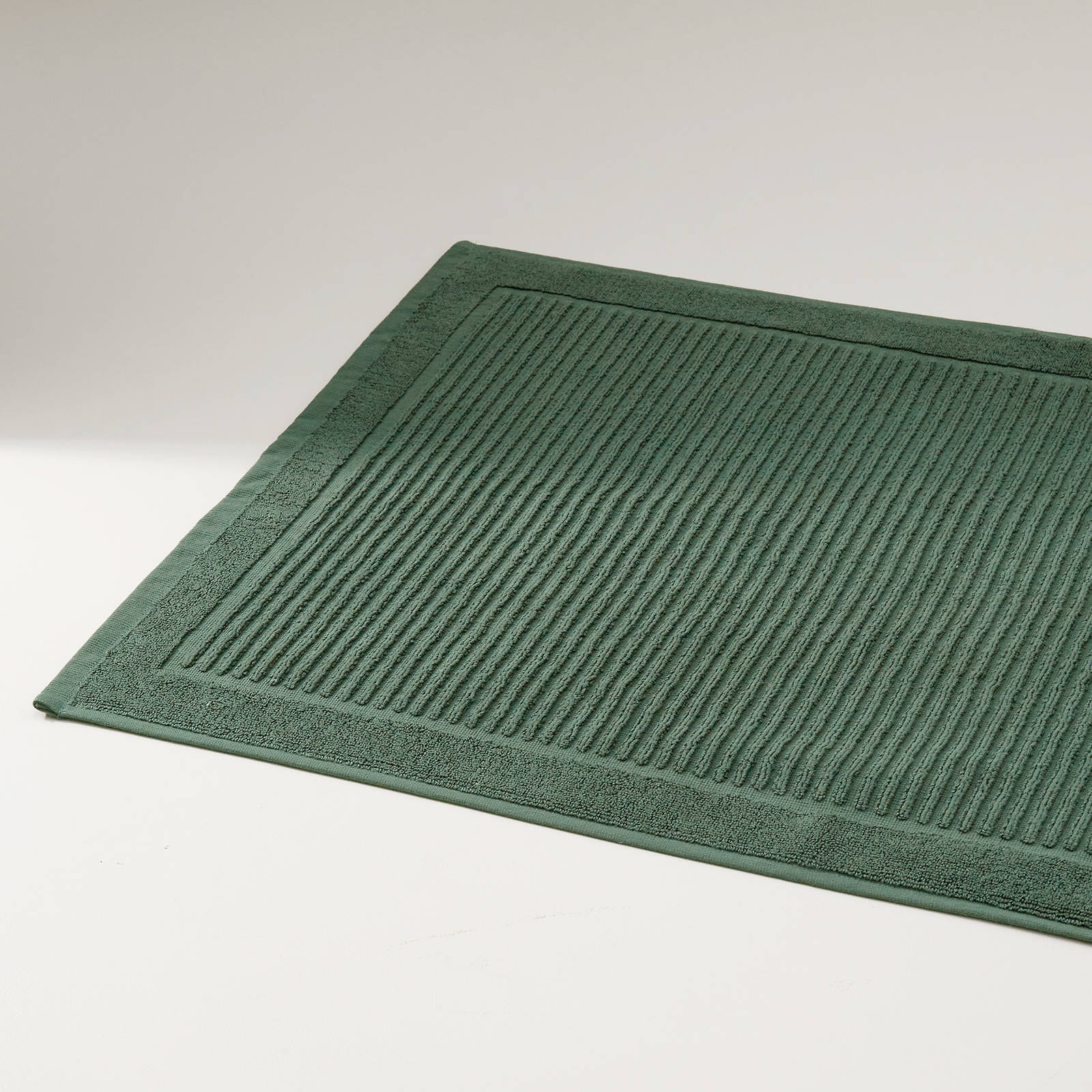 Badmat van kurk, vloermat voor bad & wellness, 45 x 30 cm, 100% natuurkurk