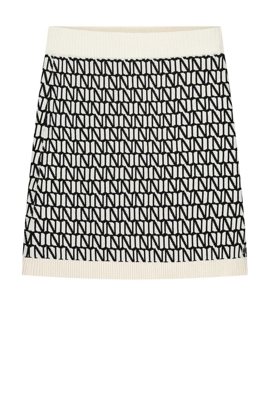 Ecru en zwarte meisjes NIK&NIK rok Vanessa met all over print gemaakt van viscose en met elastische tailleband