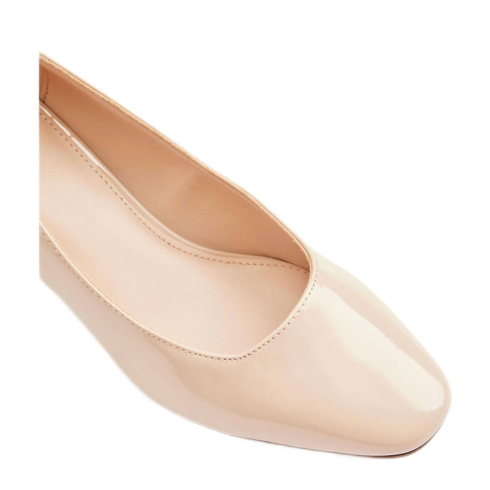 Graceland clearance pumps beige