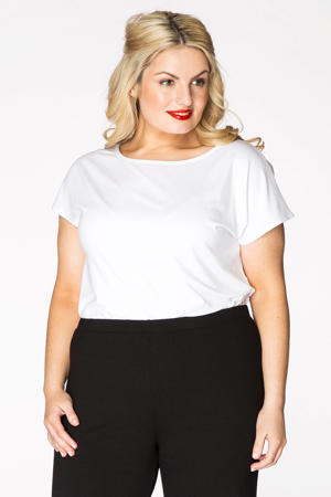 T-shirt wit