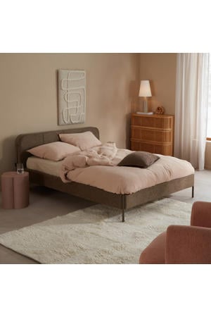 bed Isto (180x200 cm)