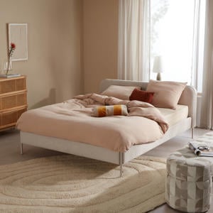 bed Isto (160x200 cm)