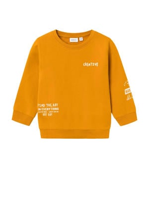sweater NMMOKARL met all over print goudgeel