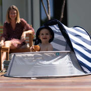 thumbnail: Babymoov 3-in-1 Aquani campingbed(reisbed,speeltent,strandbad)