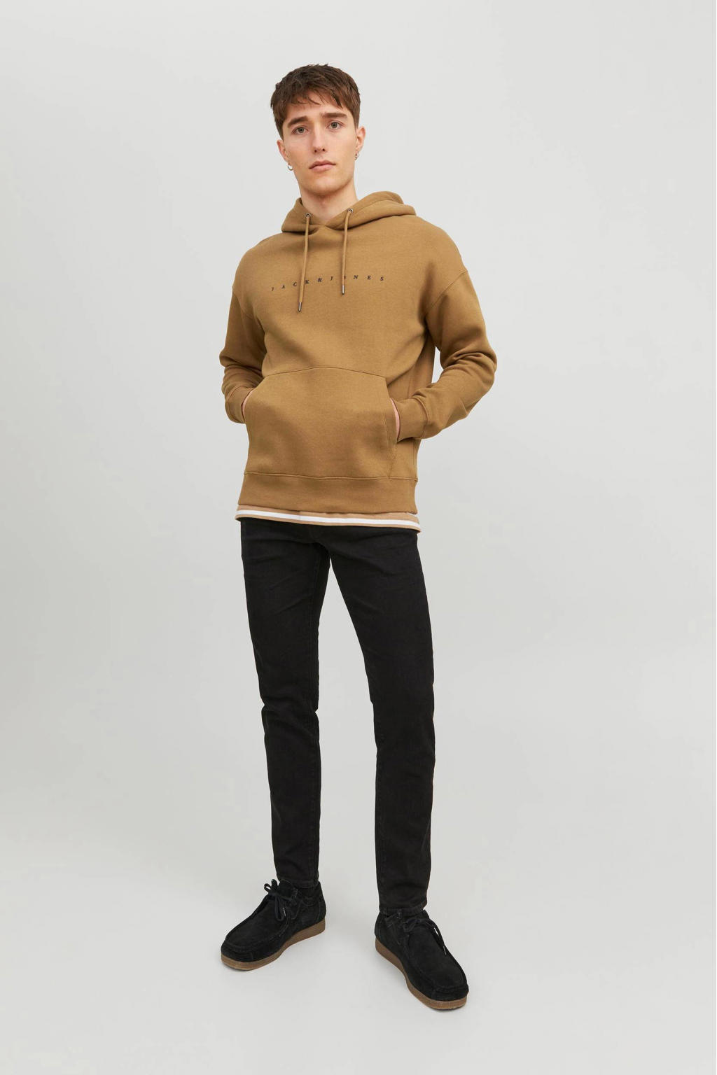 JACK & JONES ESSENTIALS hoodie JJESTAR met printopdruk bruin