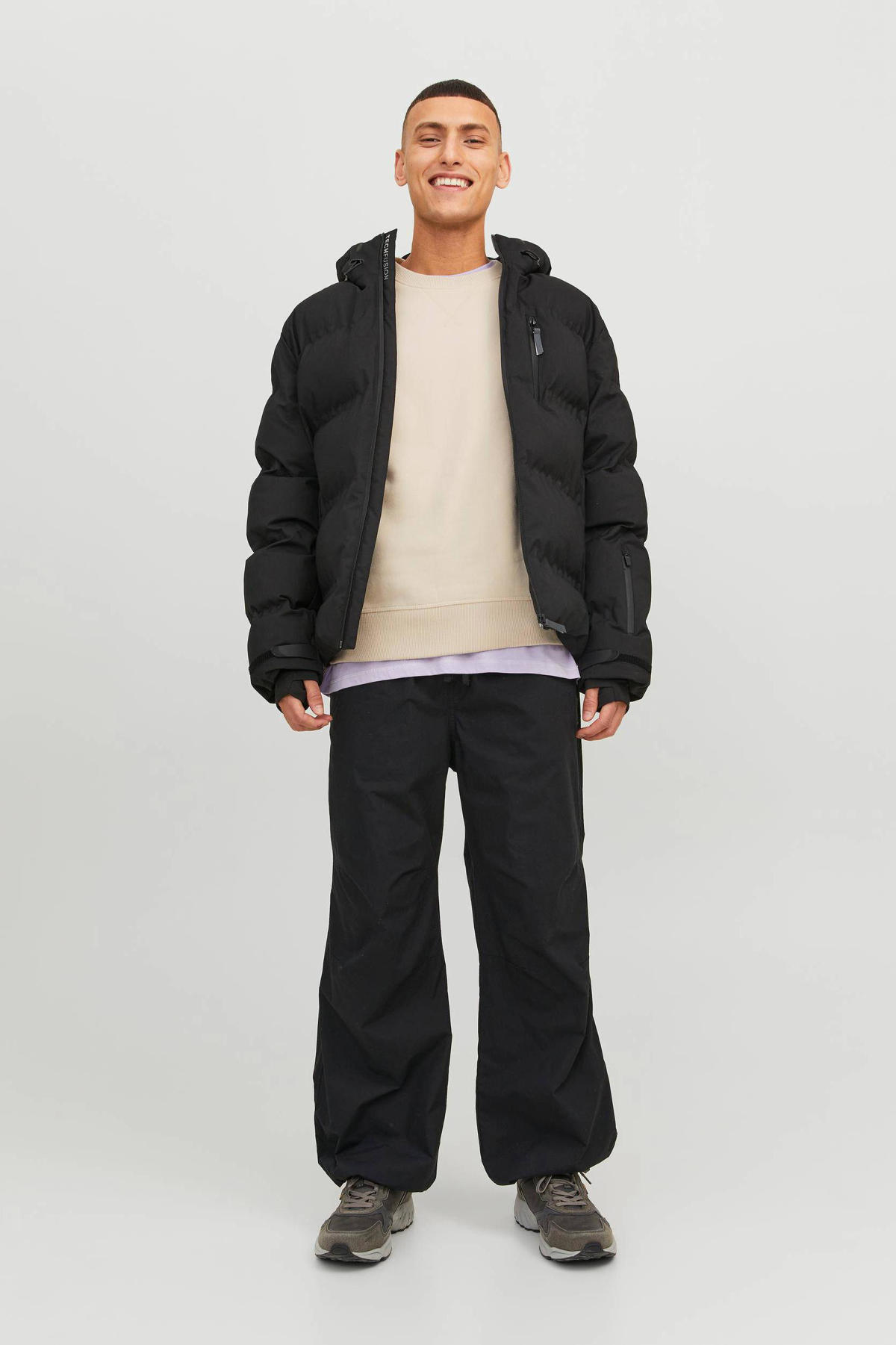 Jack & Jones Core Ctm No 7203011 JACK & JONES CORE sweater JCOCLASSIC met logo beige | wehkamp