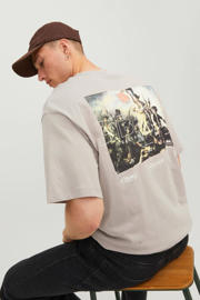 thumbnail: JACK & JONES ORIGINALS oversized T-shirt JORMAGNUM met backprint atmosphere
