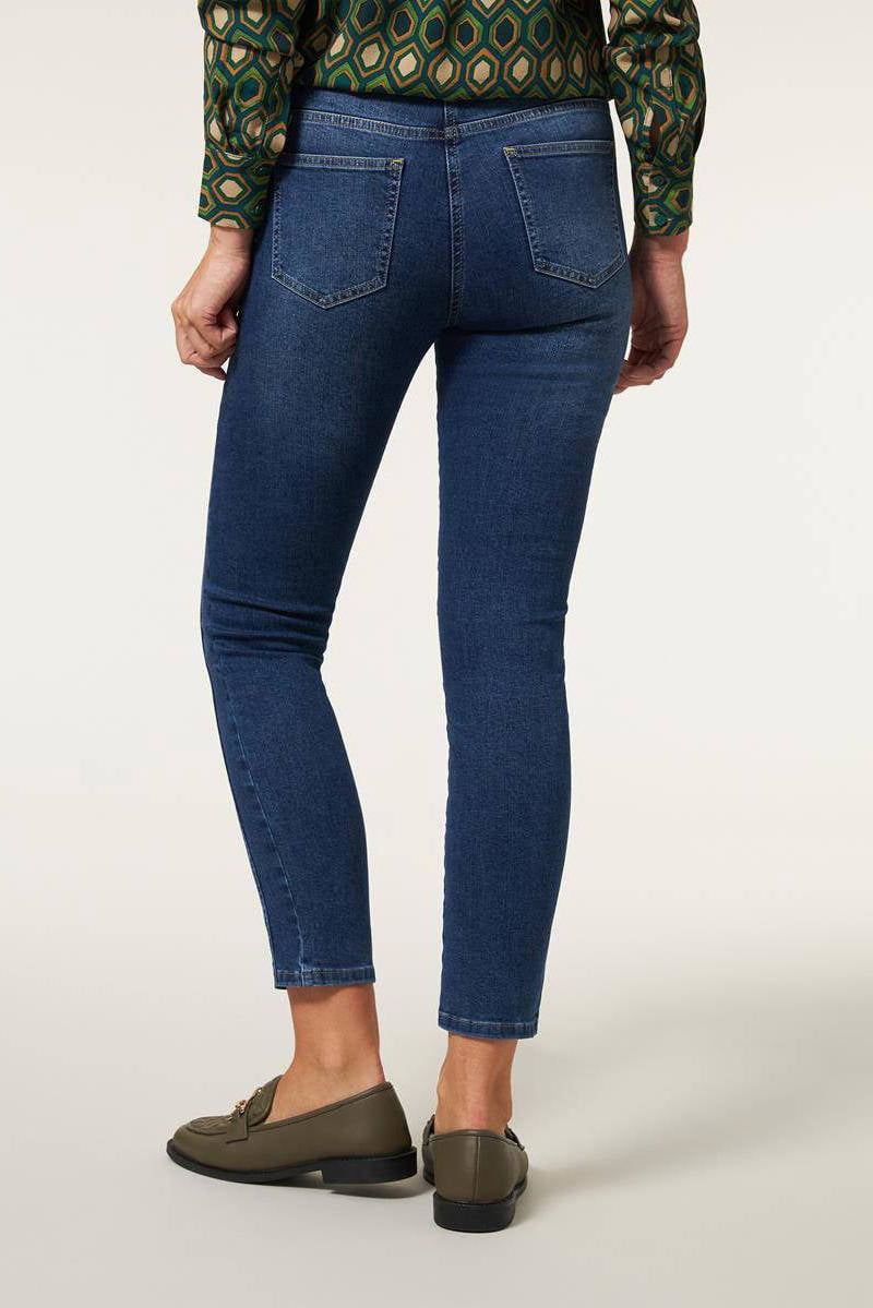 Noah jeans best sale