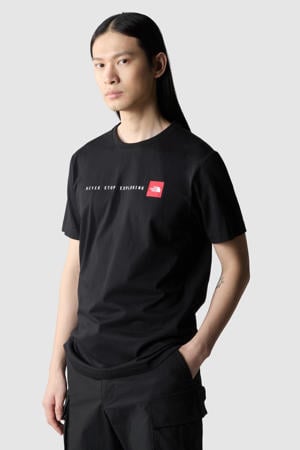 T-shirt Never Stop Exploring zwart