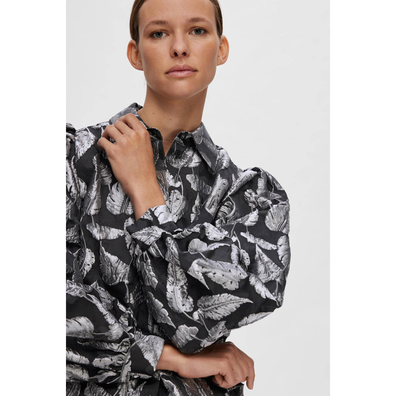 SELECTED FEMME blouse SLFPAULA met bladprint zwart zilver