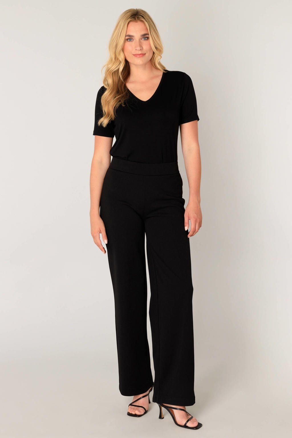 Base Level wide leg broek Yarah zwart