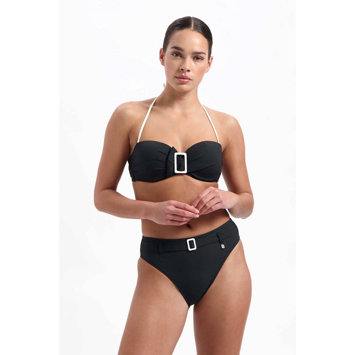 Beachlife voorgevormde strapless bandeau bikinitop met ribstructuur zwart