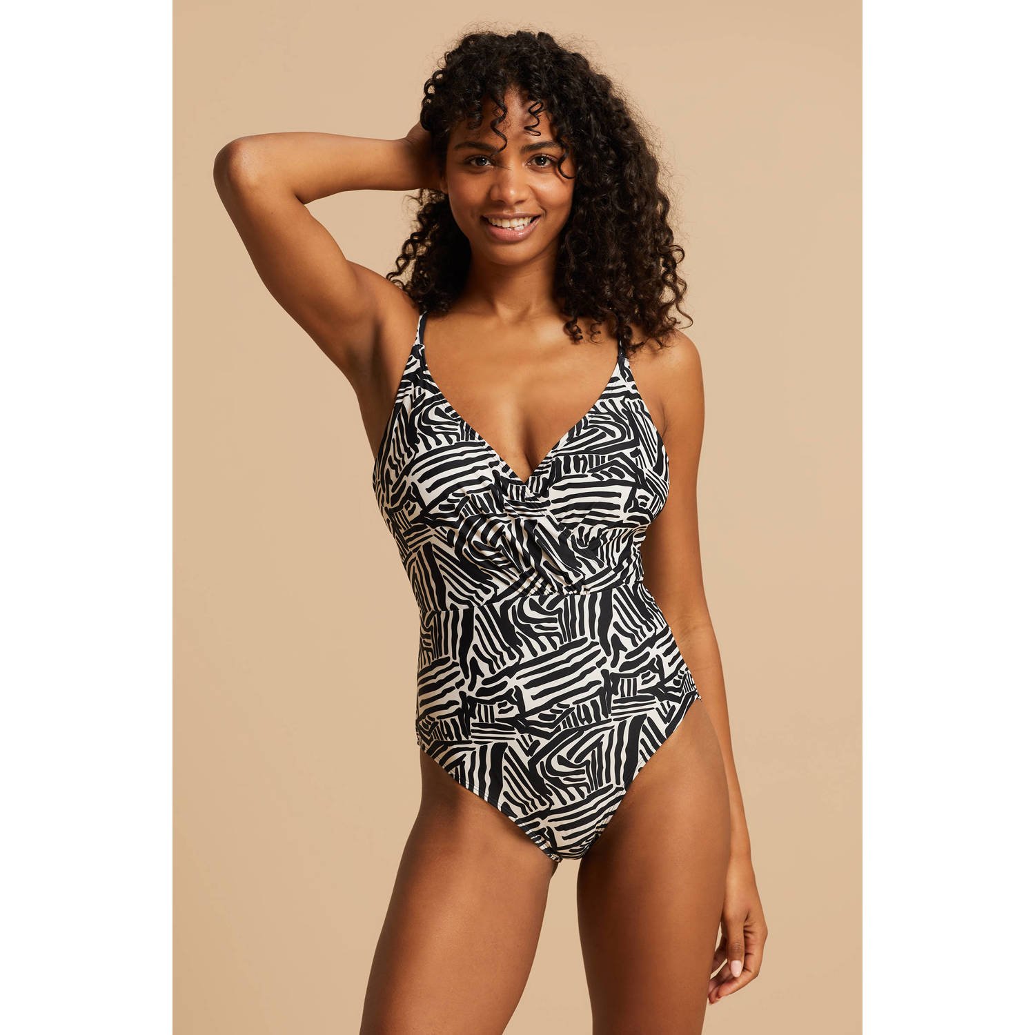 BEACHWAVE corrigerend badpak zwart wit