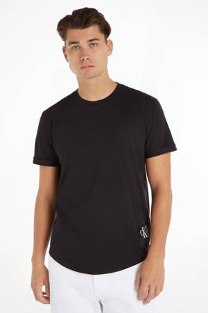 T-shirt BADGE zwart
