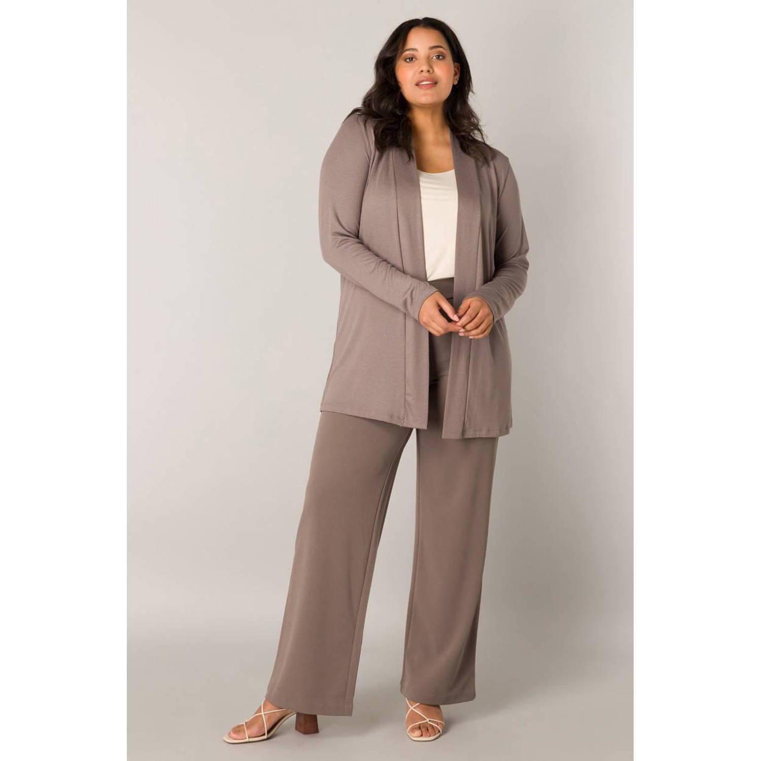 Base Level Curvy vest taupe