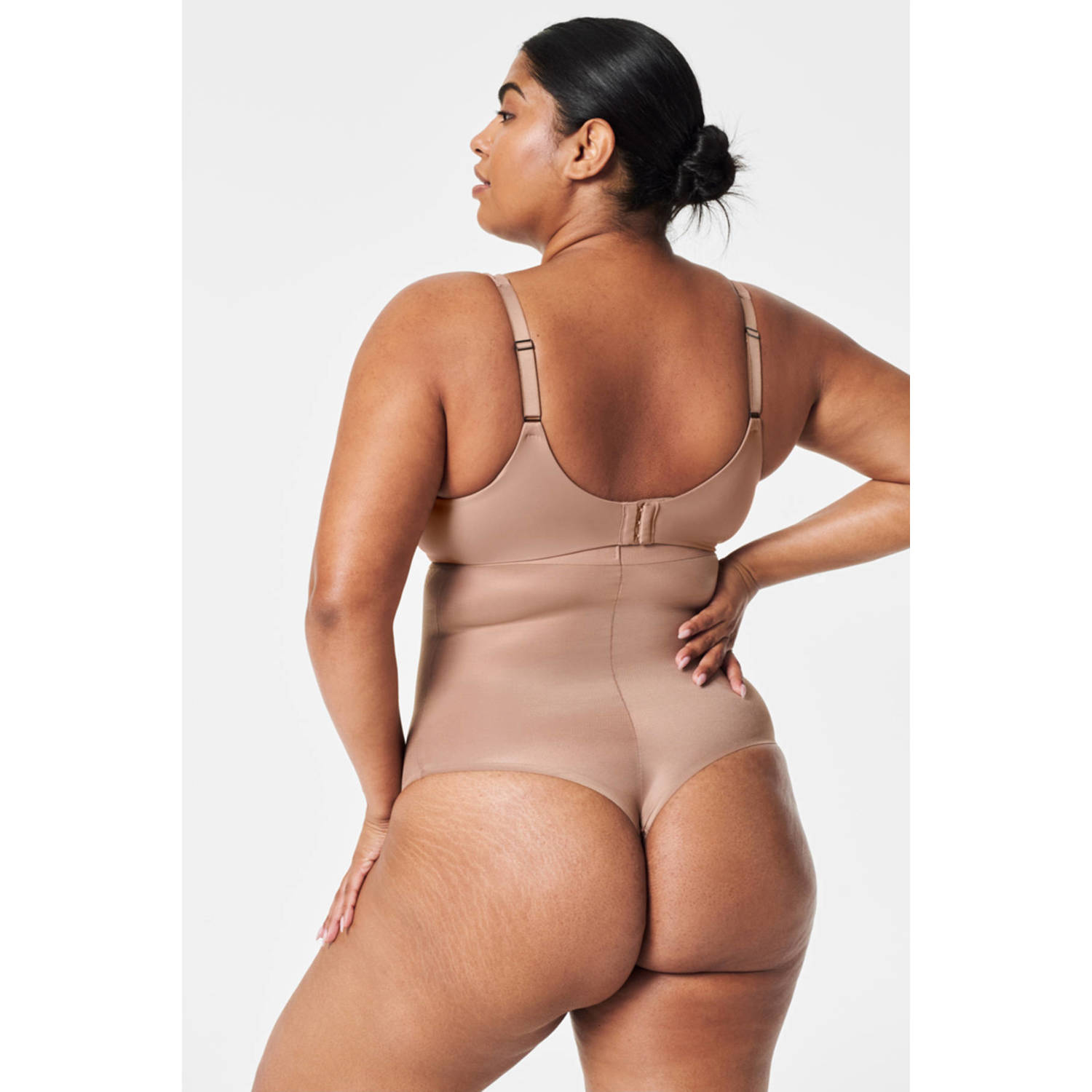 SPANX Thinstincts 2.0 high waist medium corrigerende string donkerbeige