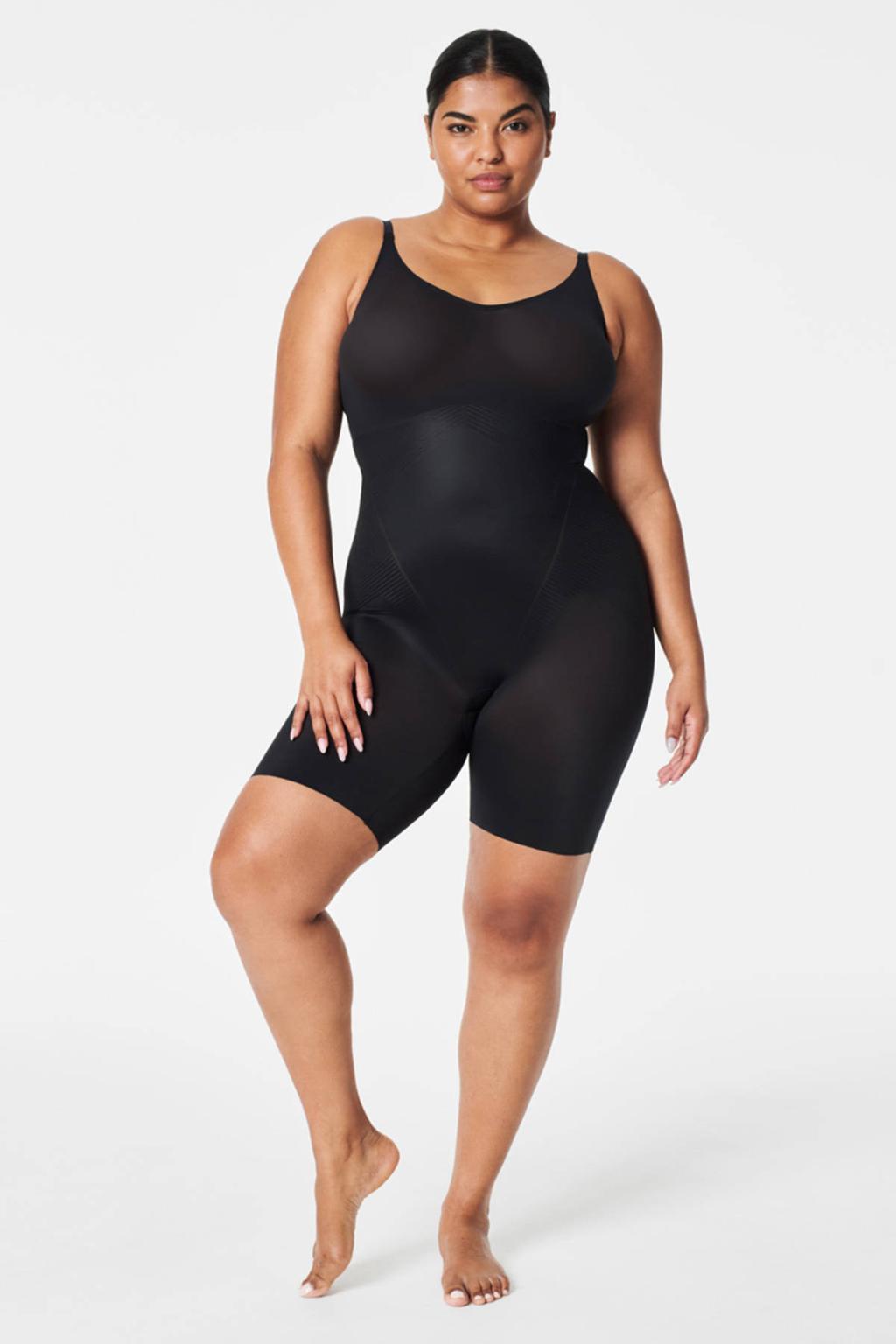 SPANXshape™ Invisible medium corrigerende Closed-Bust Mid-Thigh bodysuit zwart
