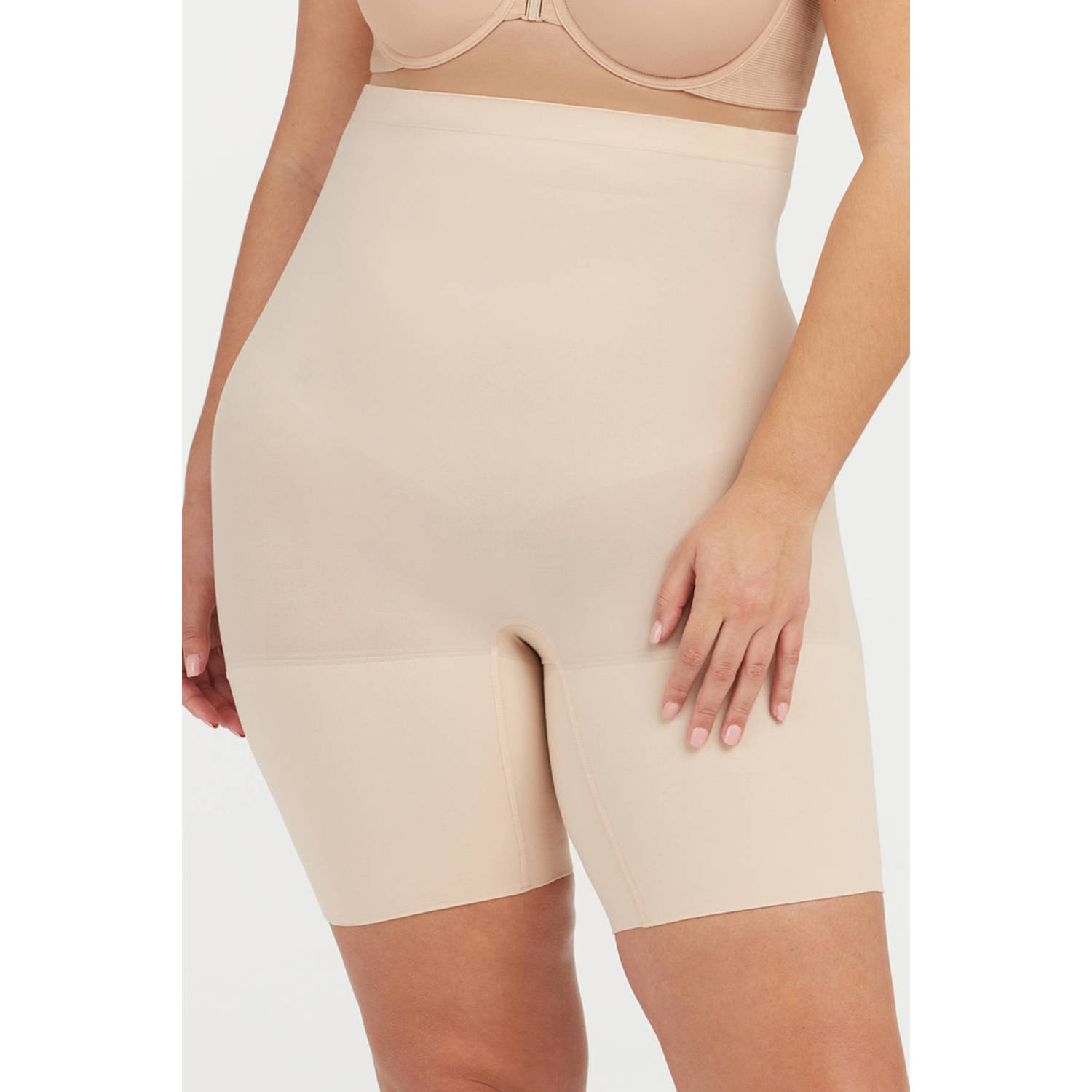 SPANX Everyday Seamless Shaping high waist medium corrigerende short lichtbeige