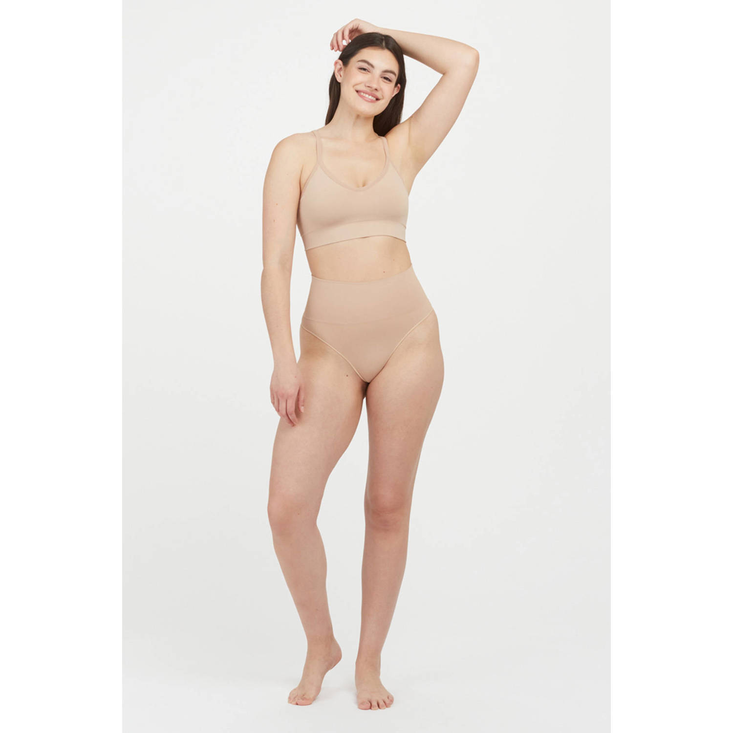 SPANX Ecocare Seamless Shaping medium corrigerende string lichtbeige