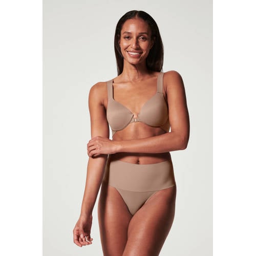 SPANX Undie-tectable seamless licht corrigerende string donkerbeige afbeelding