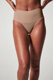 thumbnail: SPANXsupersmooth™ Undie-tectable seamless licht corrigerende string donkerbeige