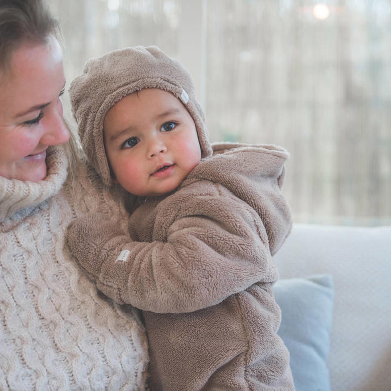 Koeka Malmo reversible teddy sjaal bruin/ecru Koeka Malmo reversible teddy sjaal bruin/ecru