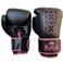 Buffalo  bokshandschoenen Outrage zwart/roze (12oz)